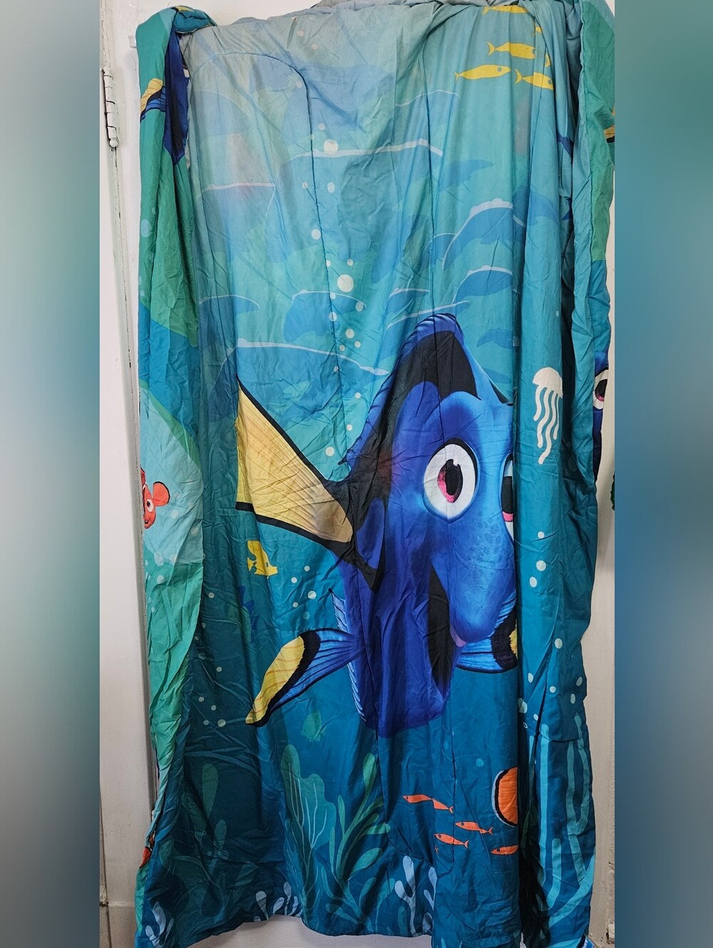 Disney Finding Nemo Blue and Orange Comforter - Picture 2 of 4
